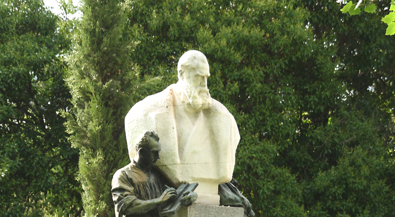 Monumento a Miguel Moya en El Retiro