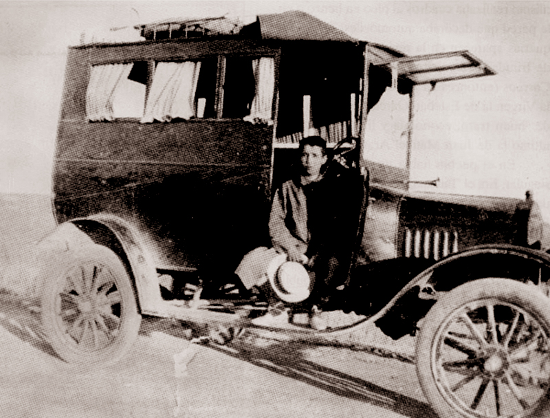 El primer coche Arteaga