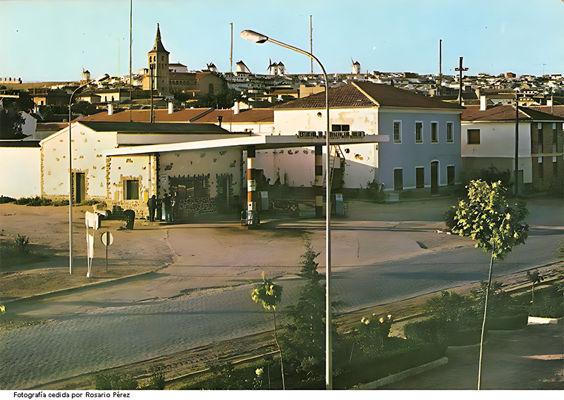 Gasolinera de Valeriano Lorenzo en 1966