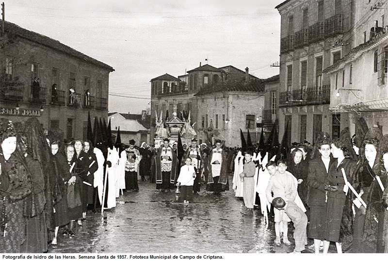 Antiguo aspecto de la plaza del Psito en 1957