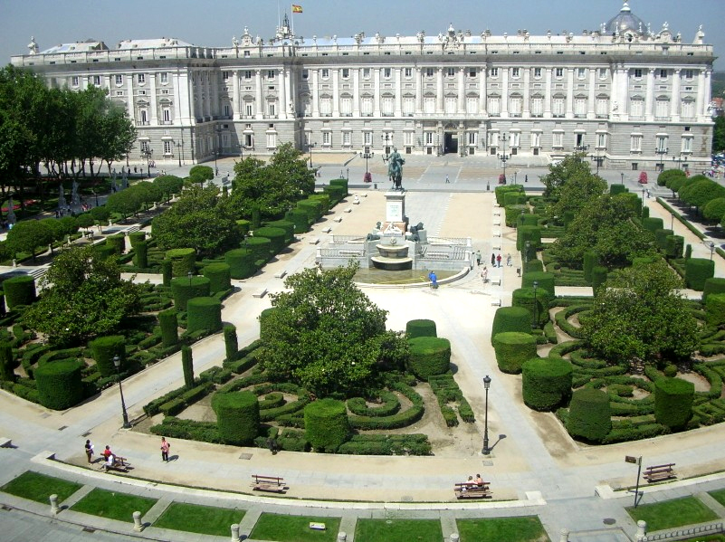 Plaza de Oriente