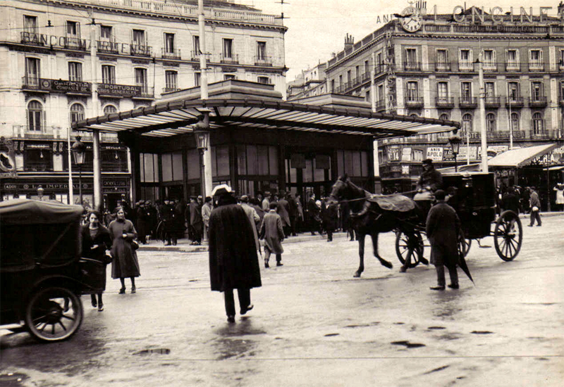 Antigua marquesina del Metro