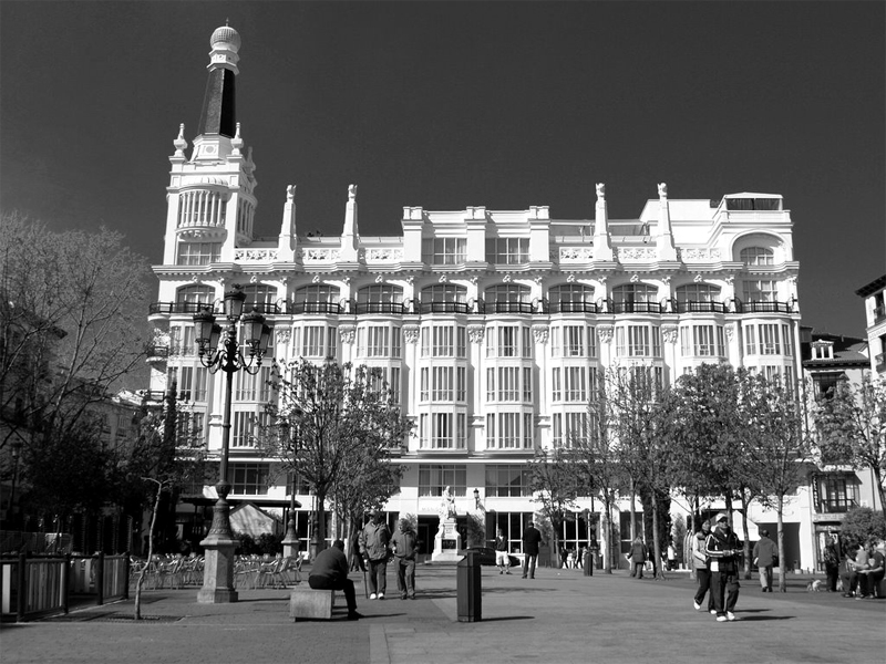 Edificio Simeón. Hoy Hotel Sol Melía Reina Victoria