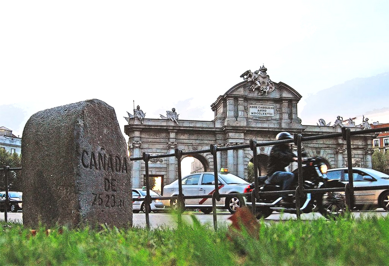 Mojón Cañada Real Segoviana