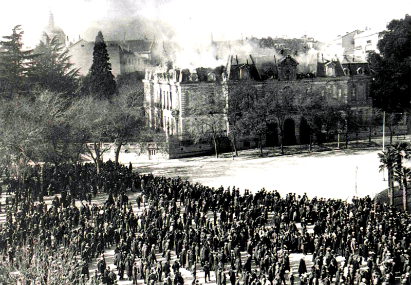 Incendio del palacio de Medinaceli en 1917