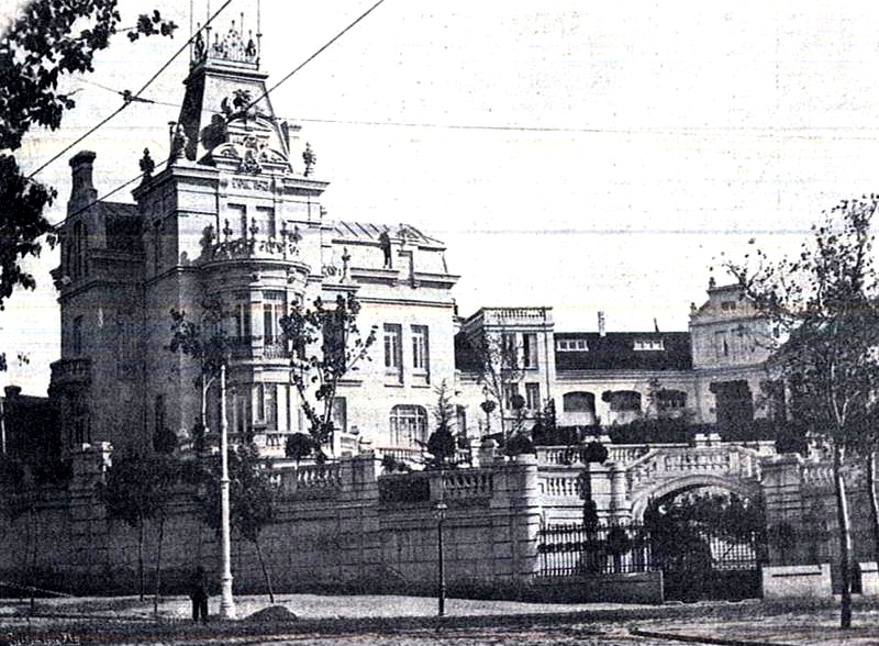 Palacete de  los condes de la Maza