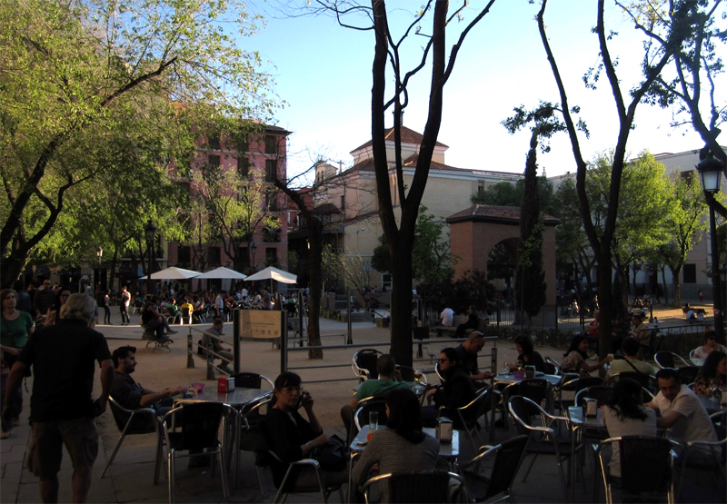 Terrazas en la plaza del Dos de Mayo