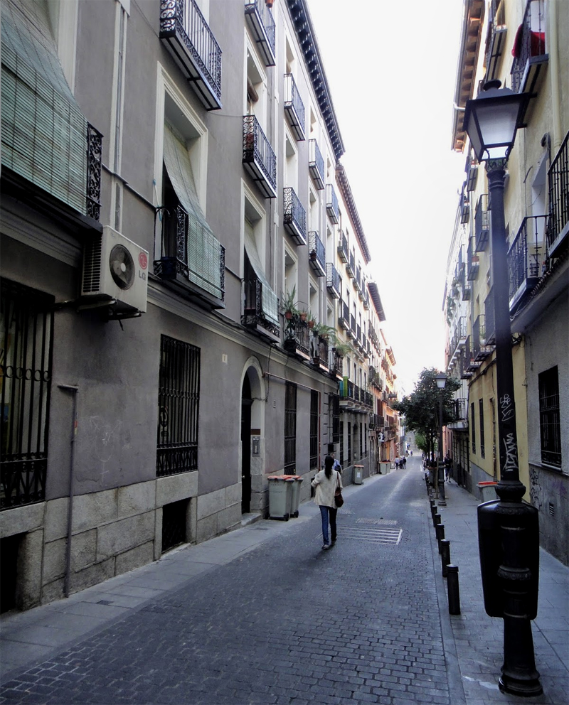 Calle de la Madera Baja