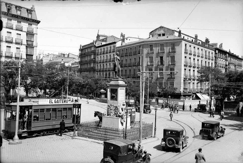 Glorieta de Bilbao en 1920