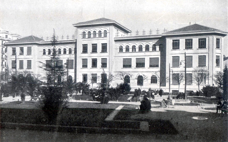 Colegio Pablo Iglesias, hoy Isabel la Católica en 1933