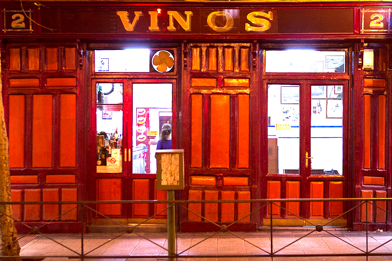 Vinos el 2 en la calle de Sagasta