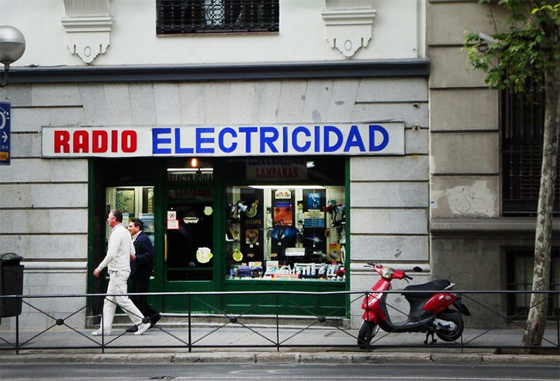 La tienda de las bombillas de Sagasta