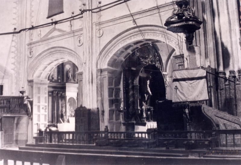Antigua iglesia parroquial. Capillas del lado derecho