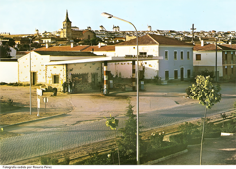 Carretera de Alczar adoquinada