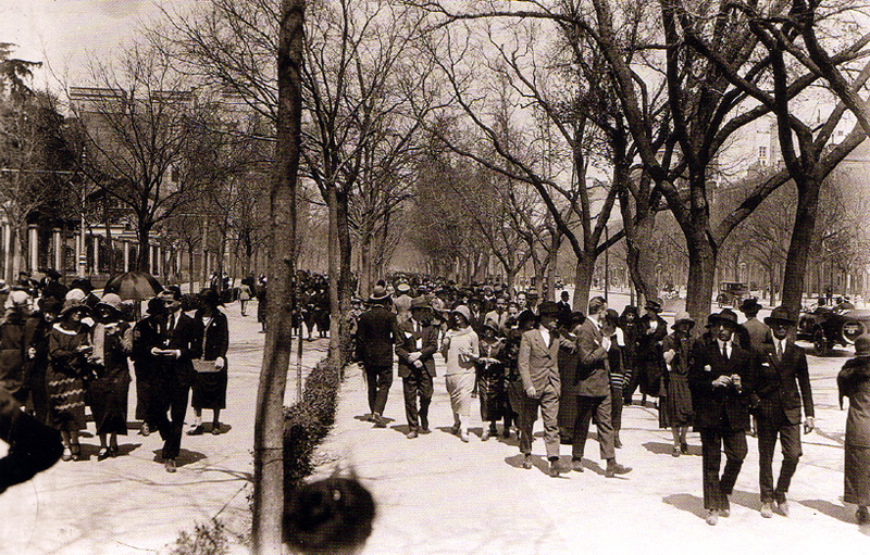 El paseo de la Castellana en 1930