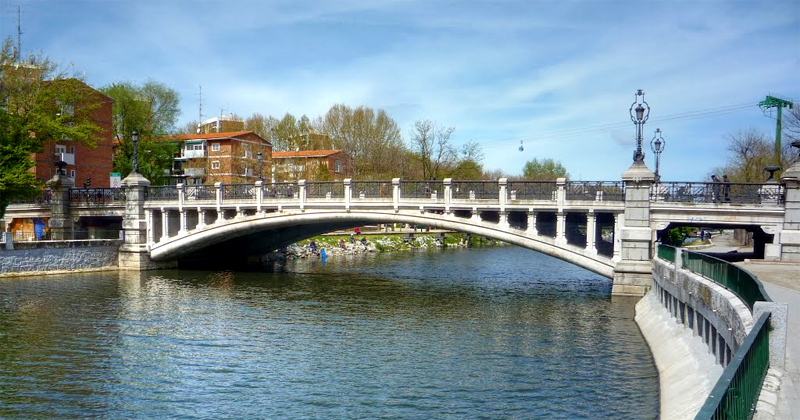 Puente de la Reina Victoria